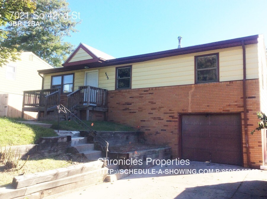 Primary Photo - 7021 S 42nd St