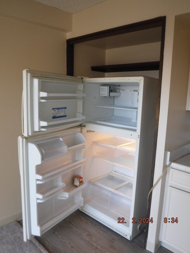 Building Photo - Waikiki Park Hts 1/1 Apartment