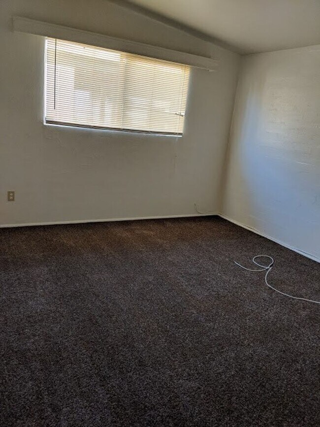 Foto del edificio - 1227 E Drachman St