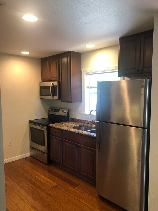 Foto del edificio - 1682 9th St