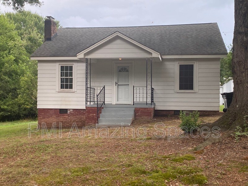 Primary Photo - 1609 Russell Courtney Rd