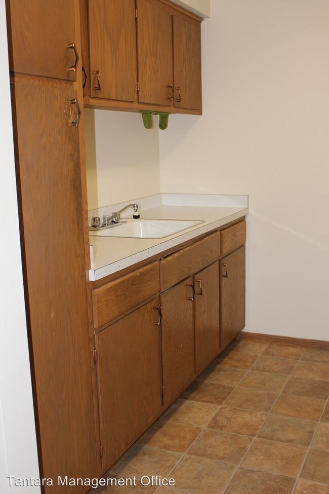 1710 5th St W, Menomonie, WI 54751 Condo for Rent in Menomonie, WI