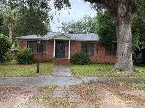 Building Photo - 821 W Mallory St