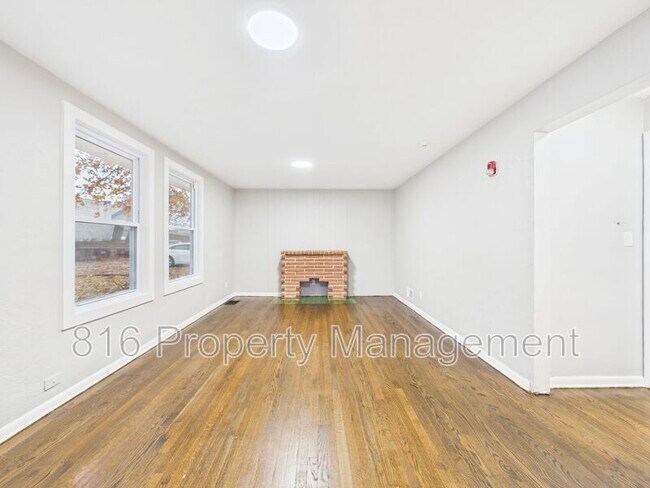 Foto del edificio - 7560 Prospect Ave