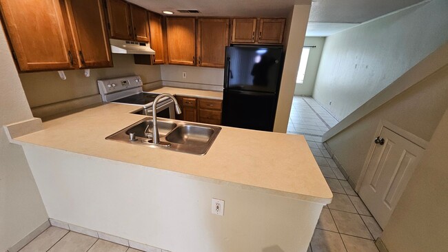 Foto del edificio - Cute condo for rent, 2 bedrooms, 2.5 bath