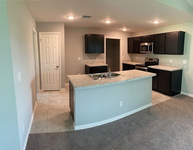 Foto del edificio - 4137 NE 14th Pl