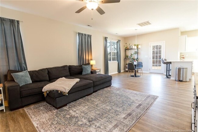 Building Photo - 325 Ray Byrd Rd