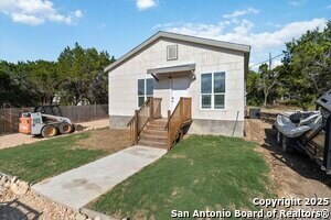 Building Photo - 324 Ridgerock Dr