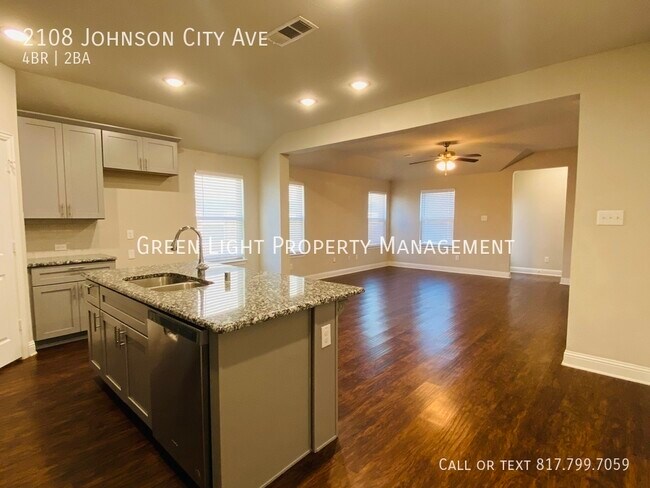 Building Photo - 2108 Johnson City Ave