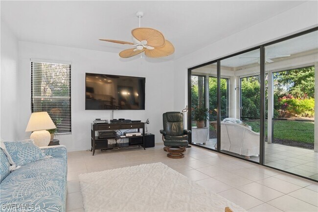 Foto del edificio - 7048 Pelican Bay Blvd