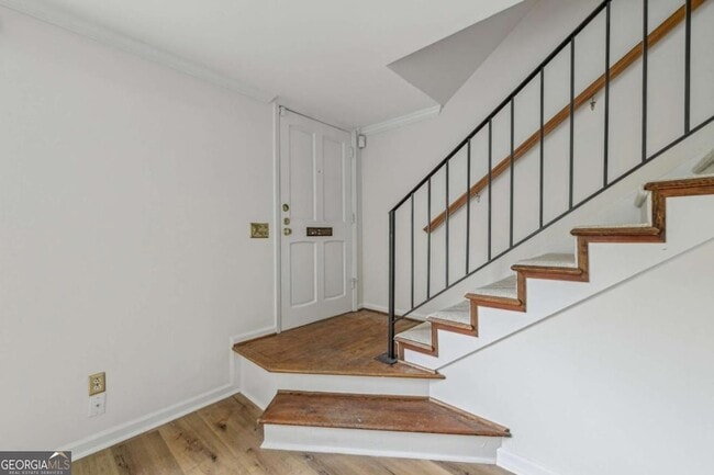 Building Photo - 98 La Rue Pl NW
