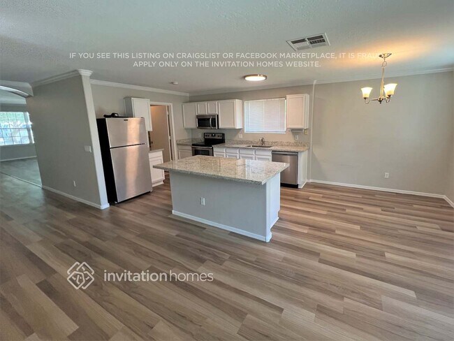 Building Photo - 6862 W Townley Ave