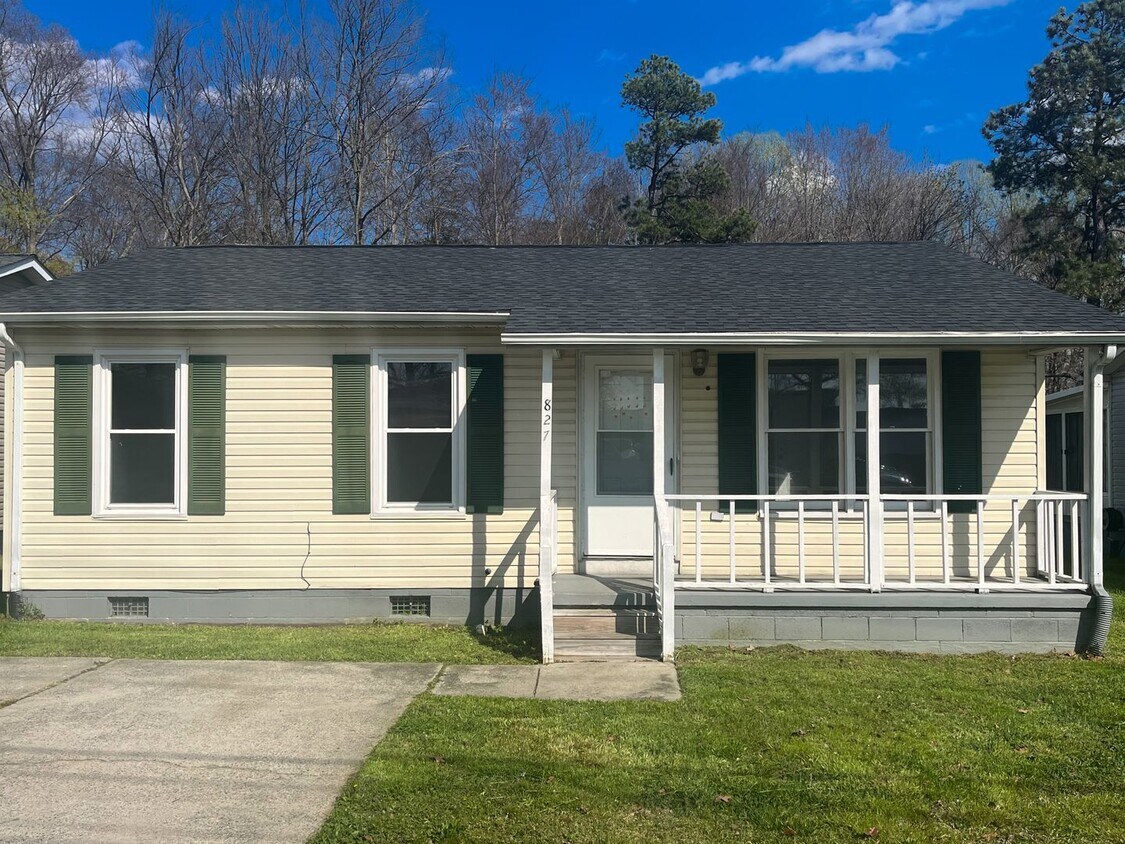 Foto principal - Cute 3 bedroom, 2 bathroom home in Greensboro