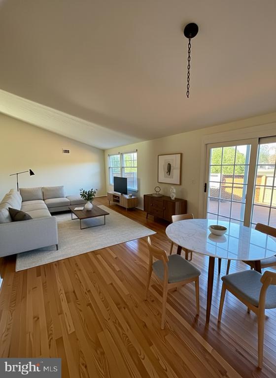 Foto del edificio - 10293 Woodmont Ct