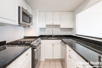 Building Photo - 1410 Columbia Rd