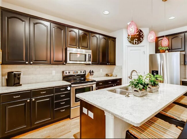 Foto del edificio - 5822 S Van Gordon Ln