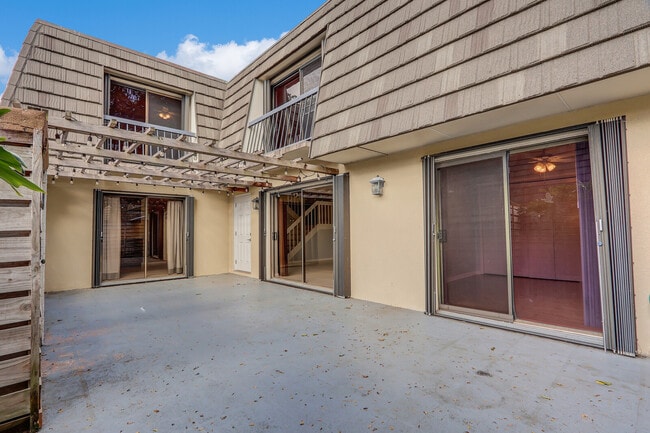 Foto del edificio - 803 8th Terrace