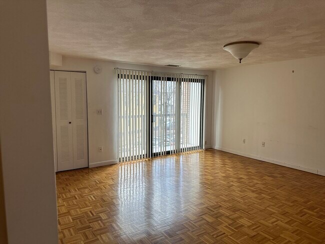 Foto del edificio - 1600 Massachusetts Ave