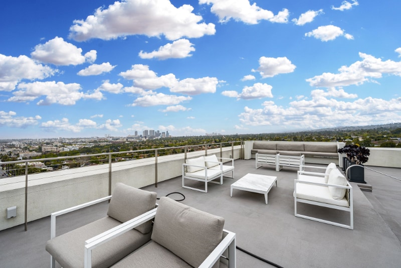 Photo - 838 N Doheny Dr