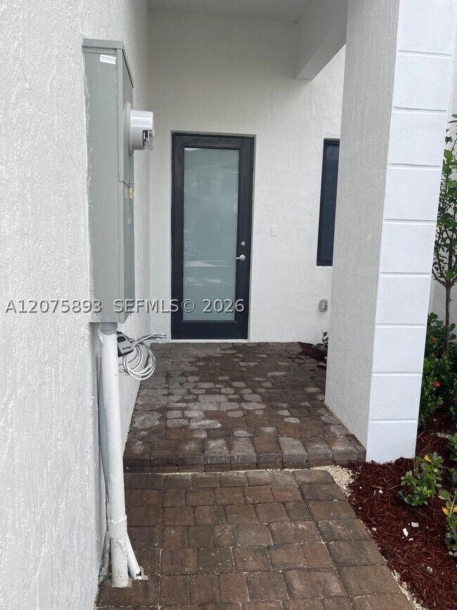 Foto del edificio - 13641 SW 157th Pl