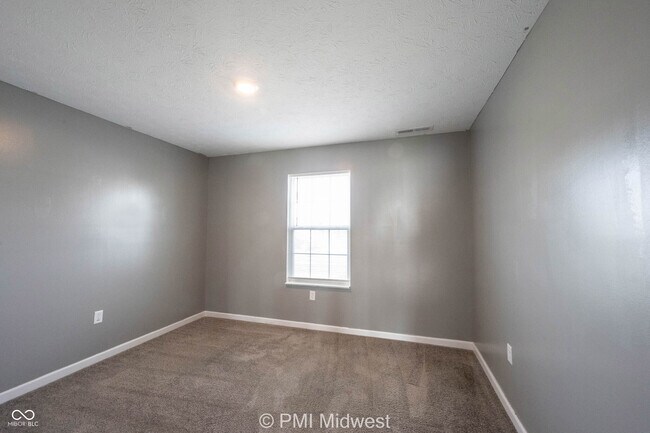 Foto del edificio - 3975 Fenwick Ln