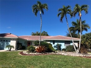 Building Photo - 1256 Mistletoe Ct