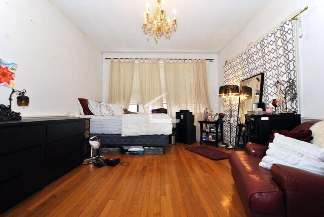 Foto del edificio - 215 Saint Paul St