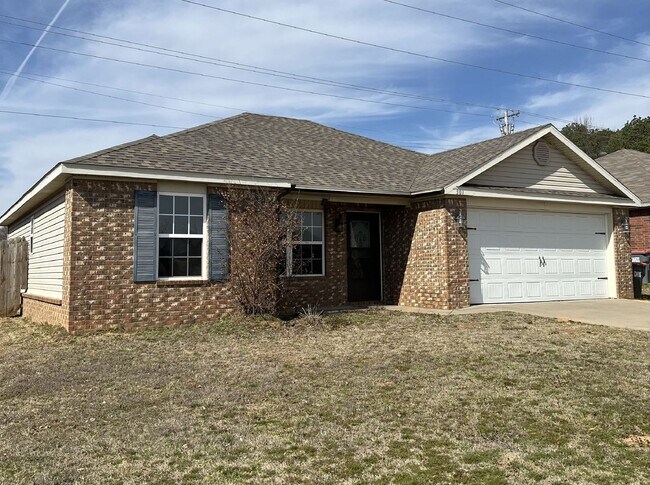 Foto del edificio - Charming 3 Bed, 2 Bath Rental Property in Barling, AR - Move-in Ready!
