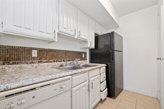 Building Photo - 6001 Reims Rd