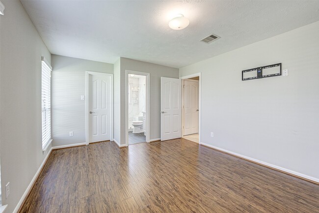Building Photo - 3718 Quarter Horse Trail