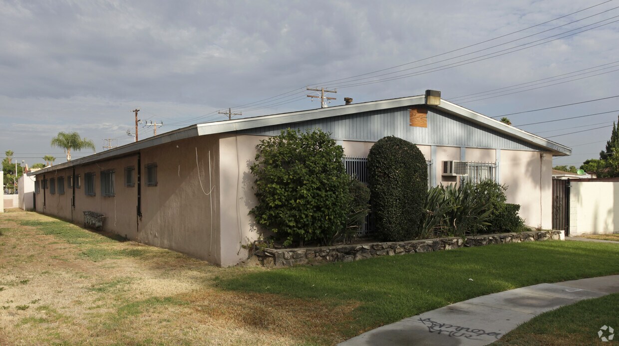 1249 N Dresden Pl, Anaheim, CA 92801 Apartments in Anaheim, CA