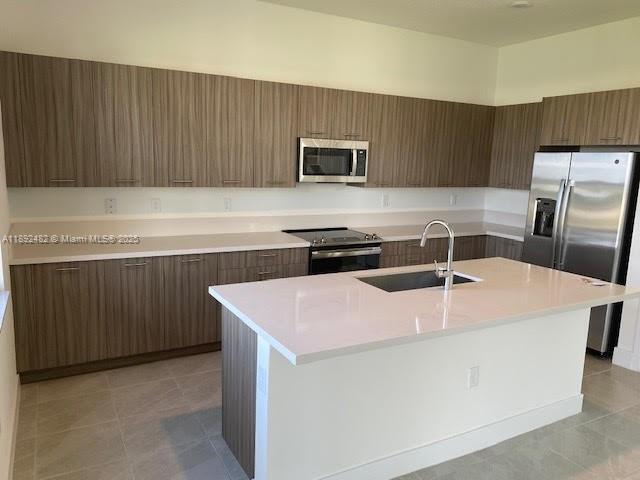 Foto del edificio - 4435 SW 174th Ave