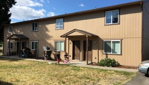 Primary Photo - 146 17th Ave