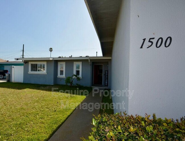 Building Photo - 1500 Ukiah St