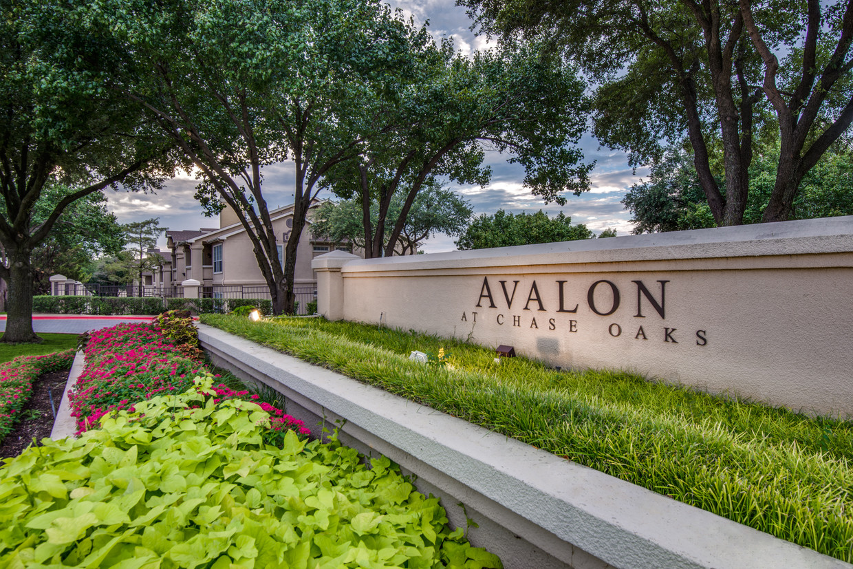 avalon-at-chase-oaks-apartments-plano-tx-apartments