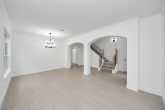 Building Photo - 21214 Lilac Meadows Ln