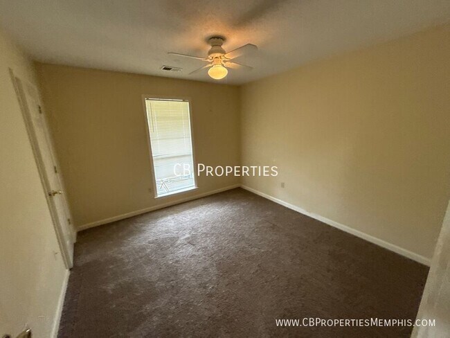 Building Photo - 6575 Brickmont Rd
