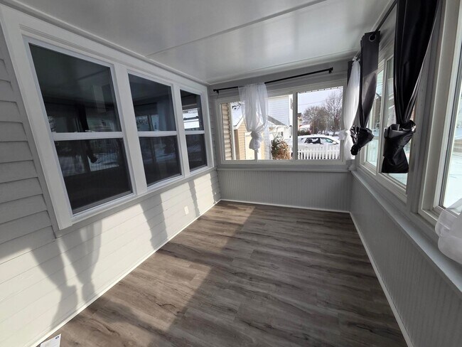 Foto del edificio - 2 Bedroom Single Family