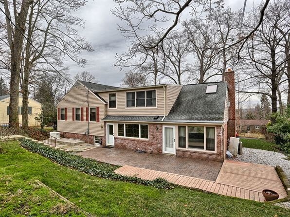 Foto del edificio - 3 br, 3.5 bath House - 160 WOODLAND DRIVE