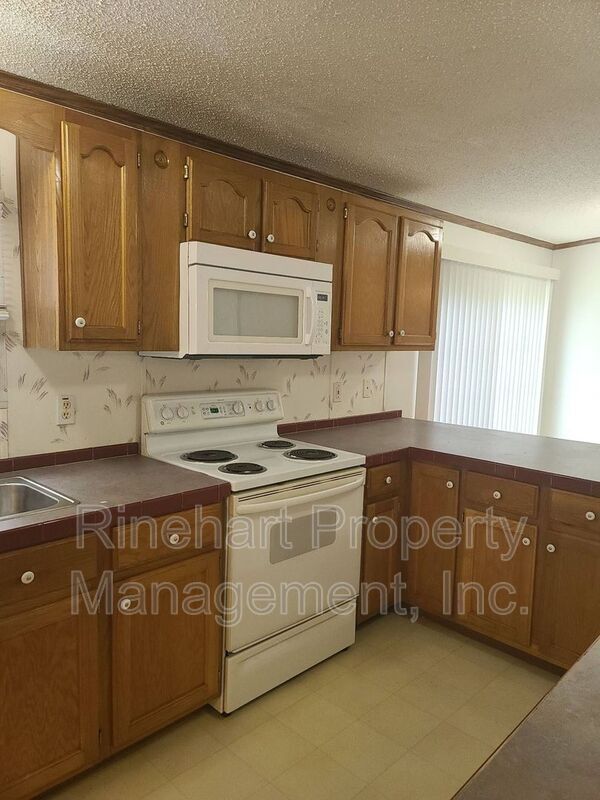 Building Photo - 2321 Cyrus Dr