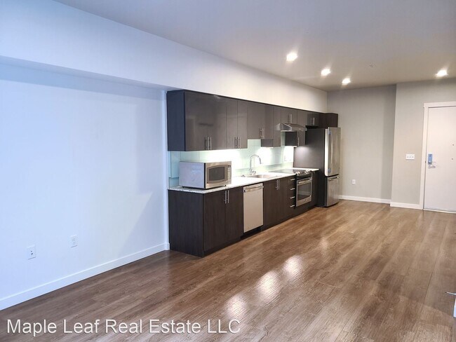 Foto del edificio - 1 br, 1 bath House - 1085 103rd Ave NE, Ap...