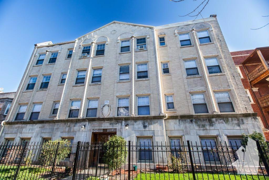 Foto principal - 4031 N Kenmore Ave