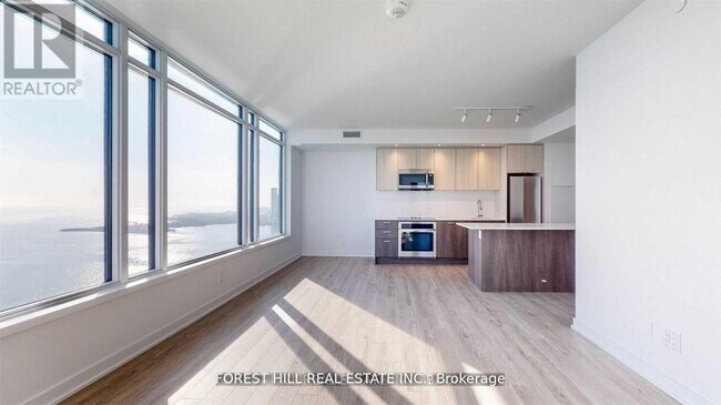 Photo du bâtiment - 1926 Lake Shore Blvd W