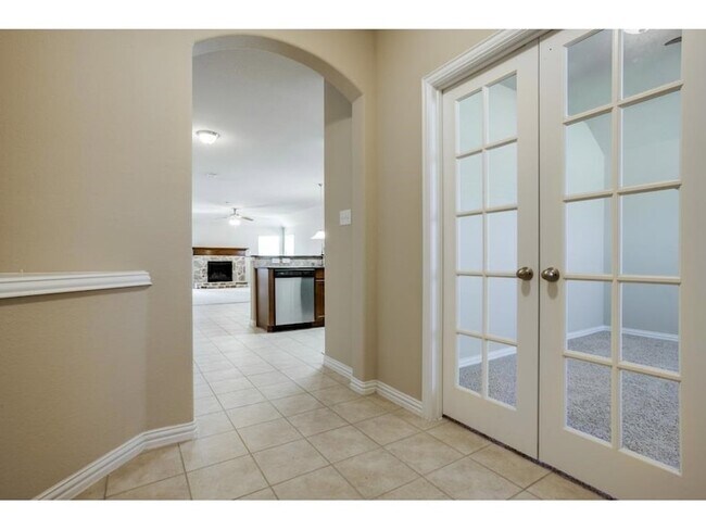 Foto del edificio - 1120 Villa Paloma Blvd