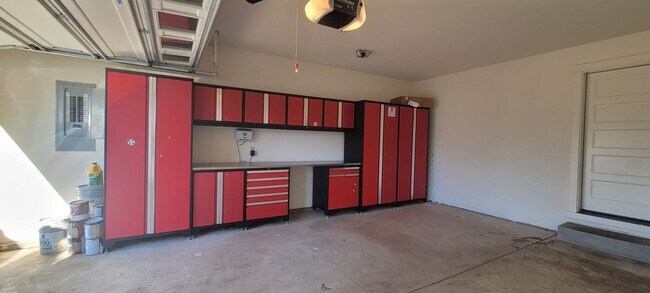 Foto del edificio - 125 S Ash St