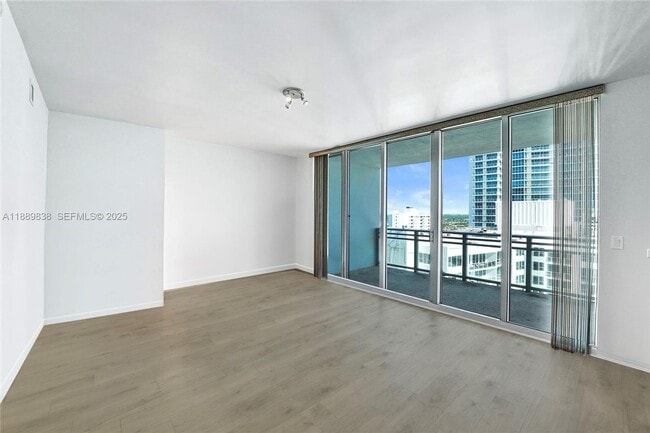 Building Photo - 3535 S Ocean Dr