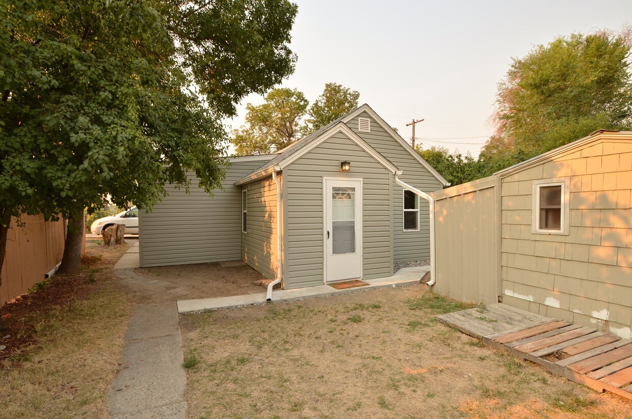 Building Photo - 238 Terry Ave