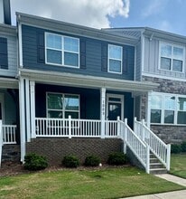 Building Photo - 1005 Township Pkwy
