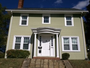 Building Photo - 1529 W 1st St