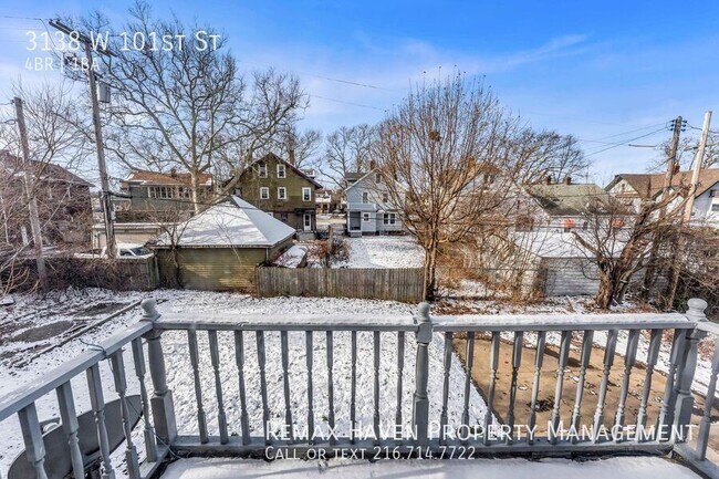 Building Photo - 3138 W 101st St